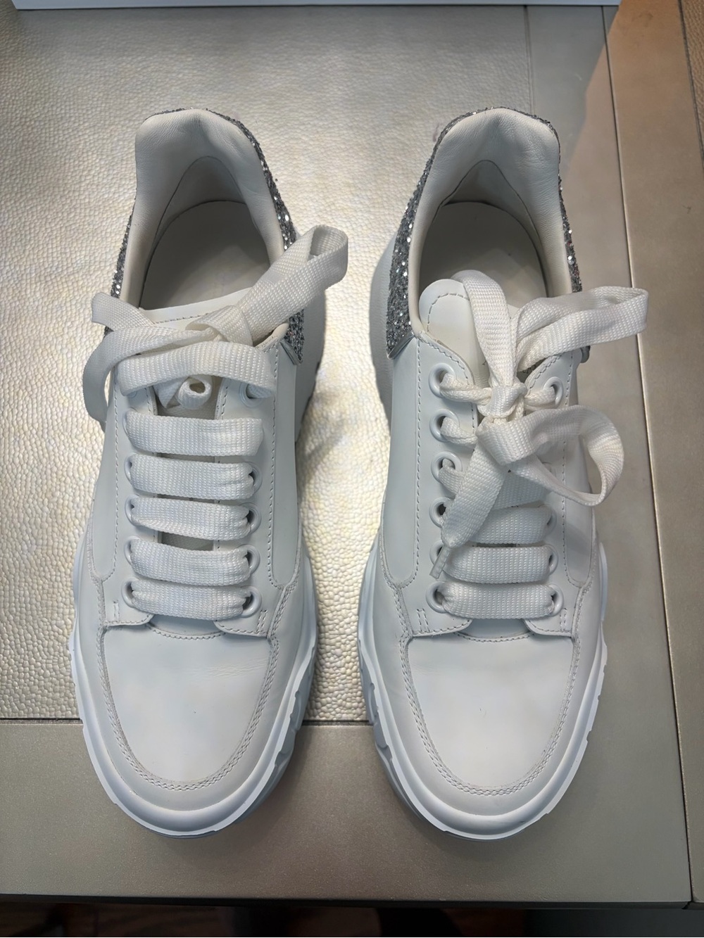 ALEXANDER MCQUEEN WHITE LEATHER OVERSIZED SNEAKERS SILVER GLITTER HEEL